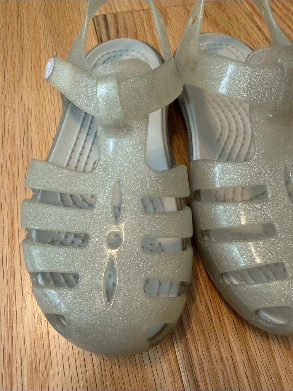 CROCS Kids' Glitter Jelly Sandals in Light Gold